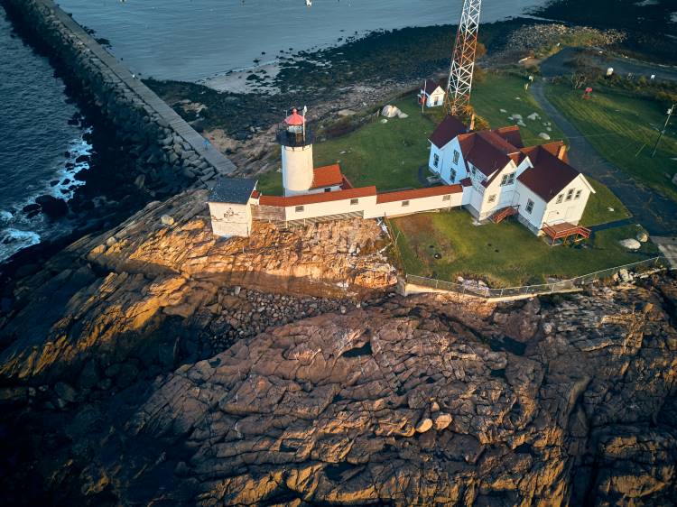 Gloucester Beach Lighthouse